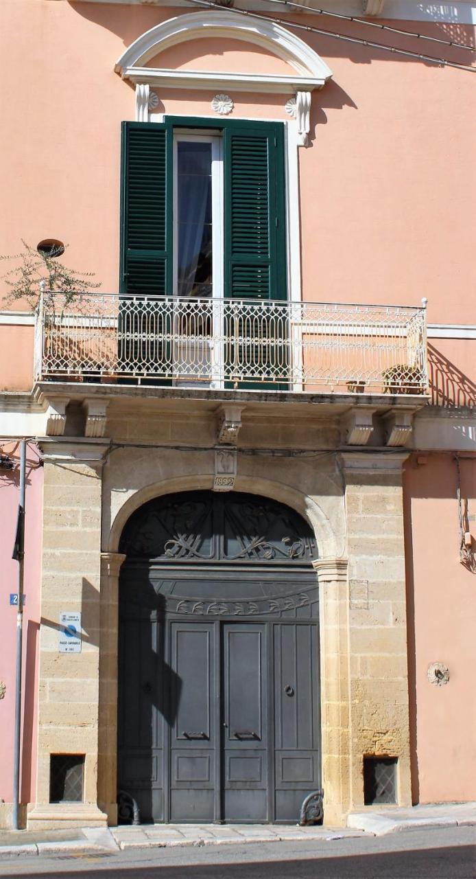 كاستلانيتا B&B Palazzo Rochira المظهر الخارجي الصورة